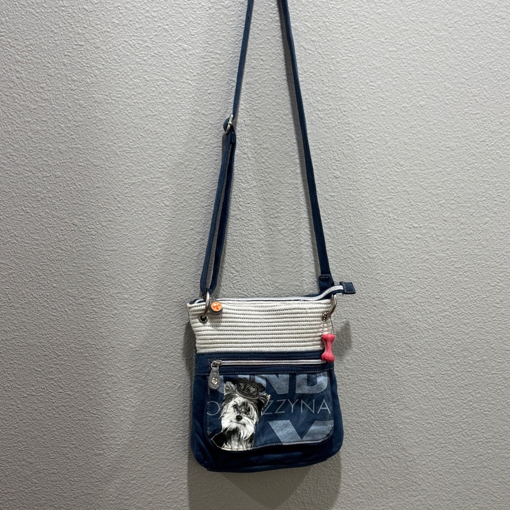 Fuzzy Nation Adorable Blue & White Crossbody Bag w/ Fuzzy Cream Interior 💙🤍✨